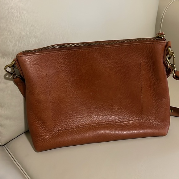 Madewell mini transport crossbody leather bag. - Picture 3 of 7